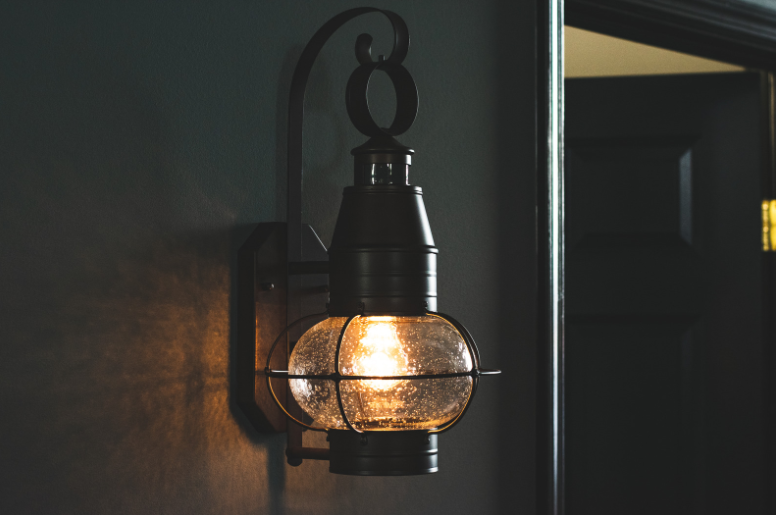 Роль бра в правильном освещени