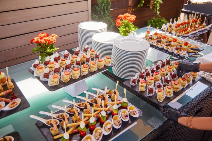 кейтеринг на свадьбу недорого